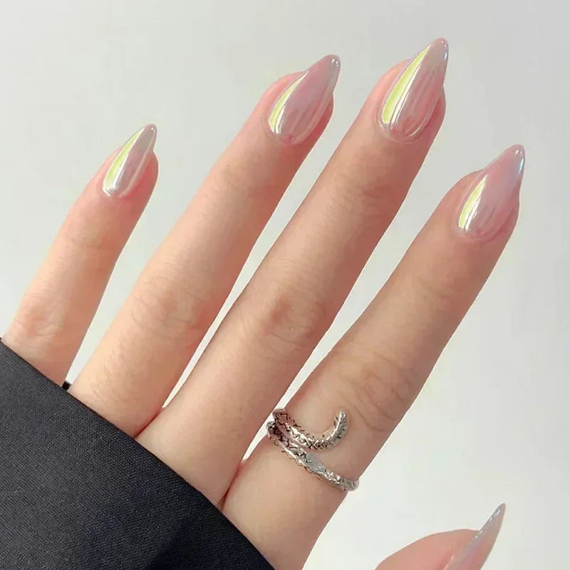 Almond press-on nagels