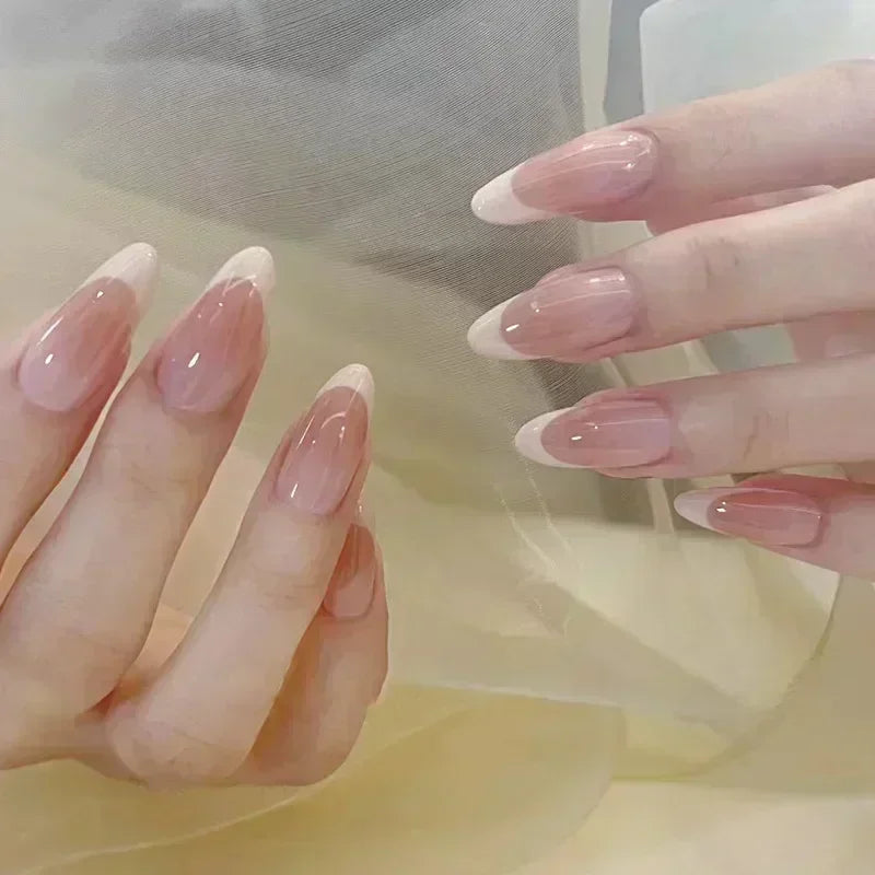 Almond press-on nagels