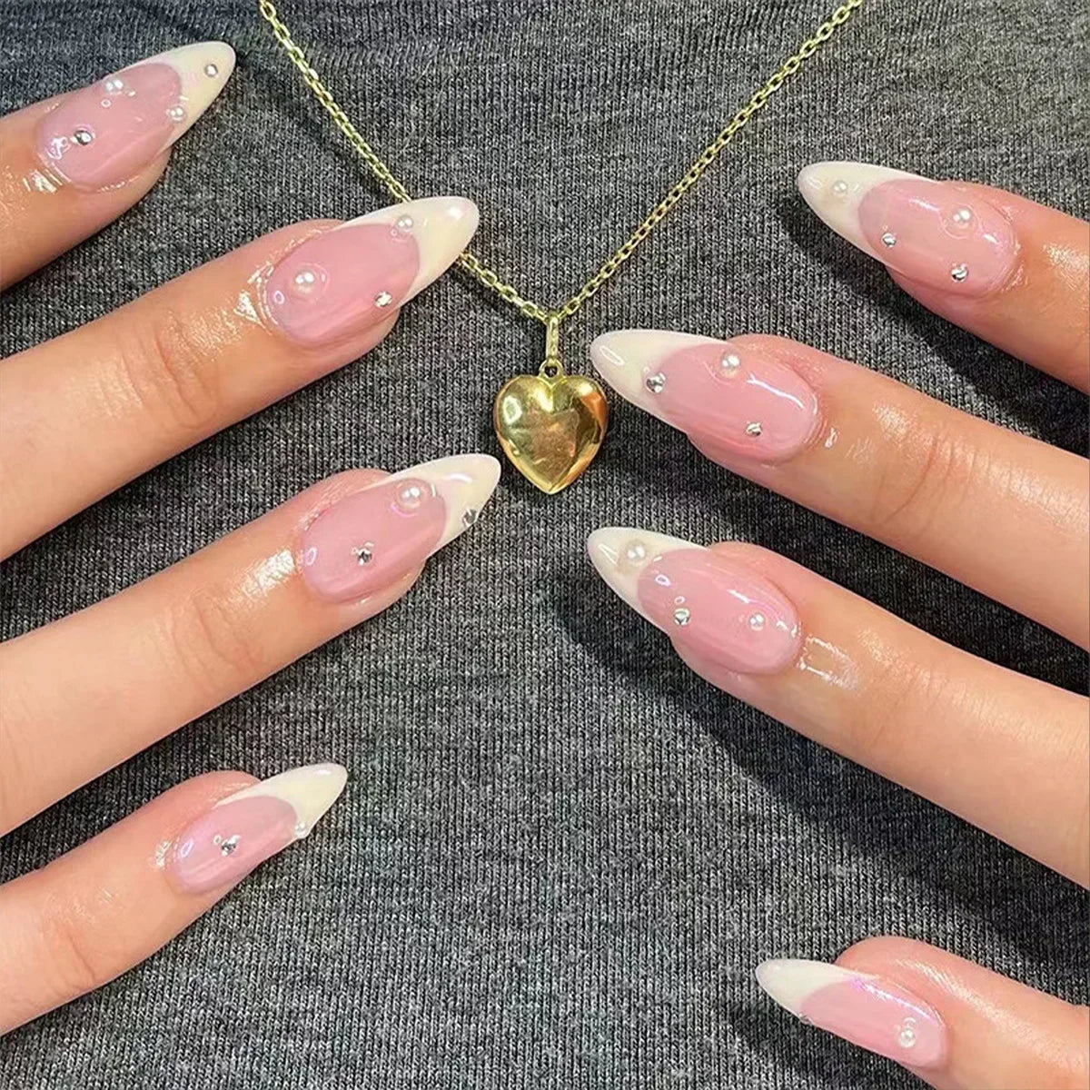 Almond press-on nagels