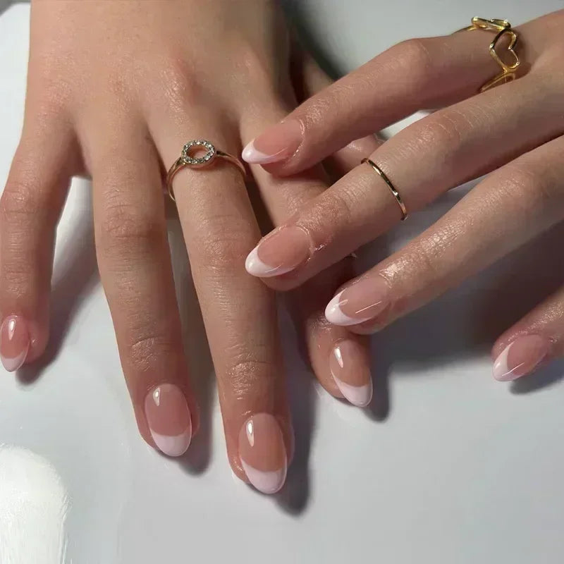 Almond press-on nagels