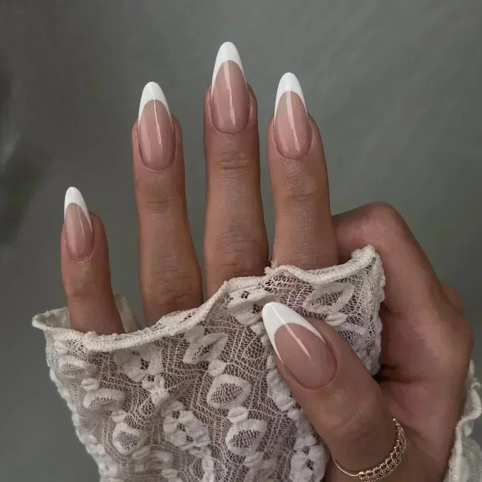 Almond press-on nagels