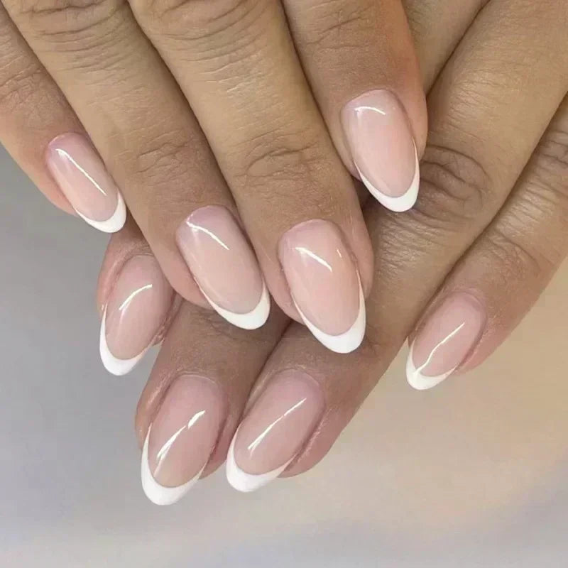 Almond press-on nagels