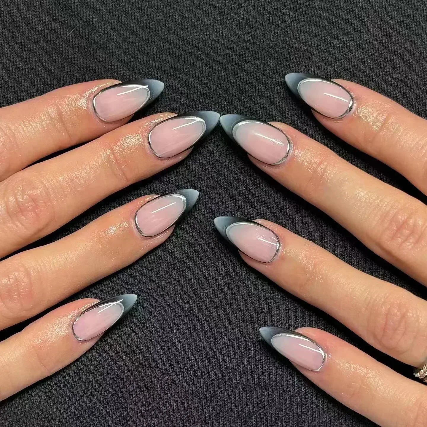 Almond press-on nagels